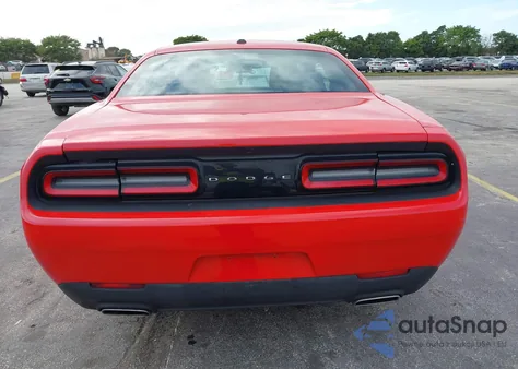 2015 Dodge Challenger Sxt из США, поврежденный, VIN 2C3CDZAG5FH804059